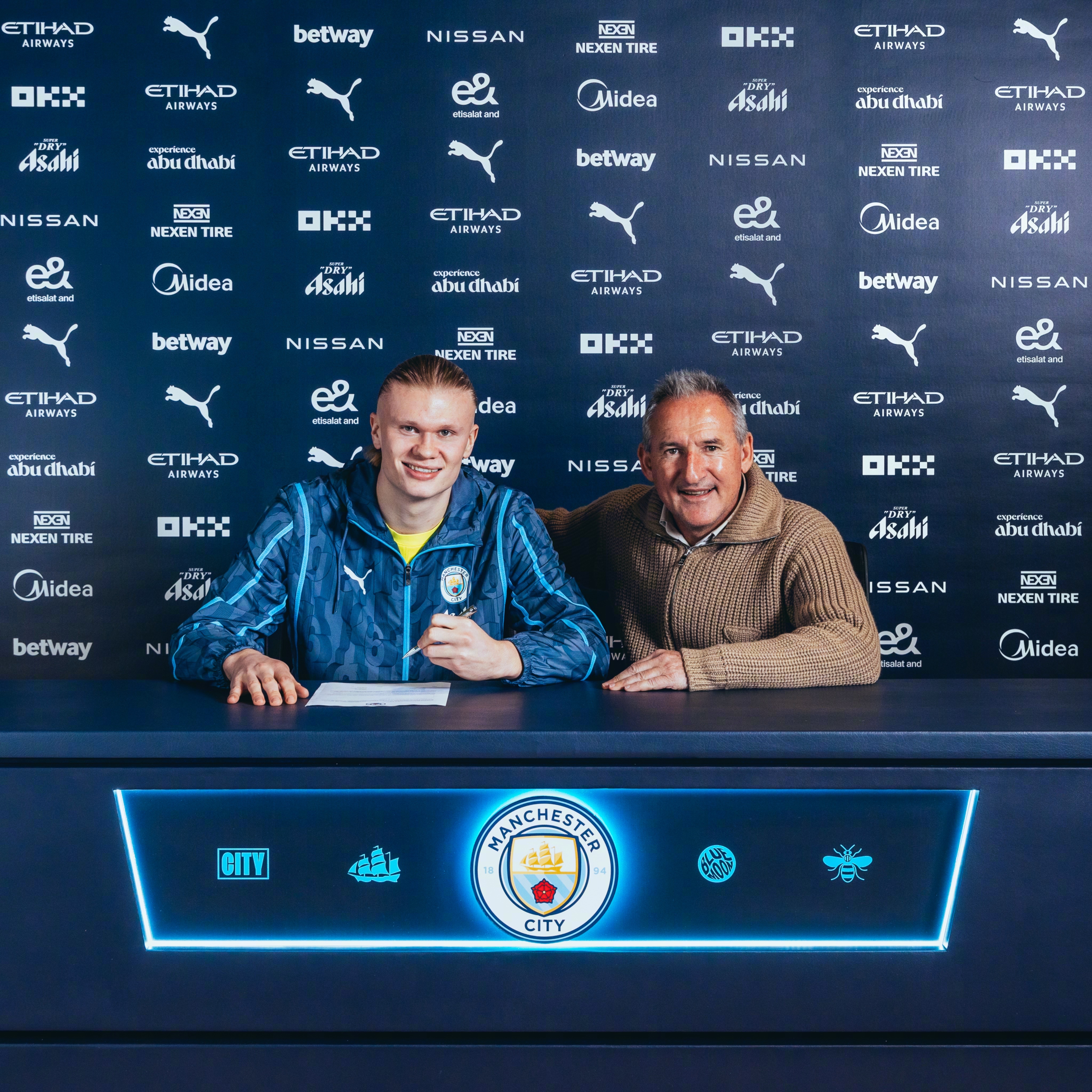 爱游戏-哈兰德迎来二十赛季出色发挥，美国队观众热烈欢呼！