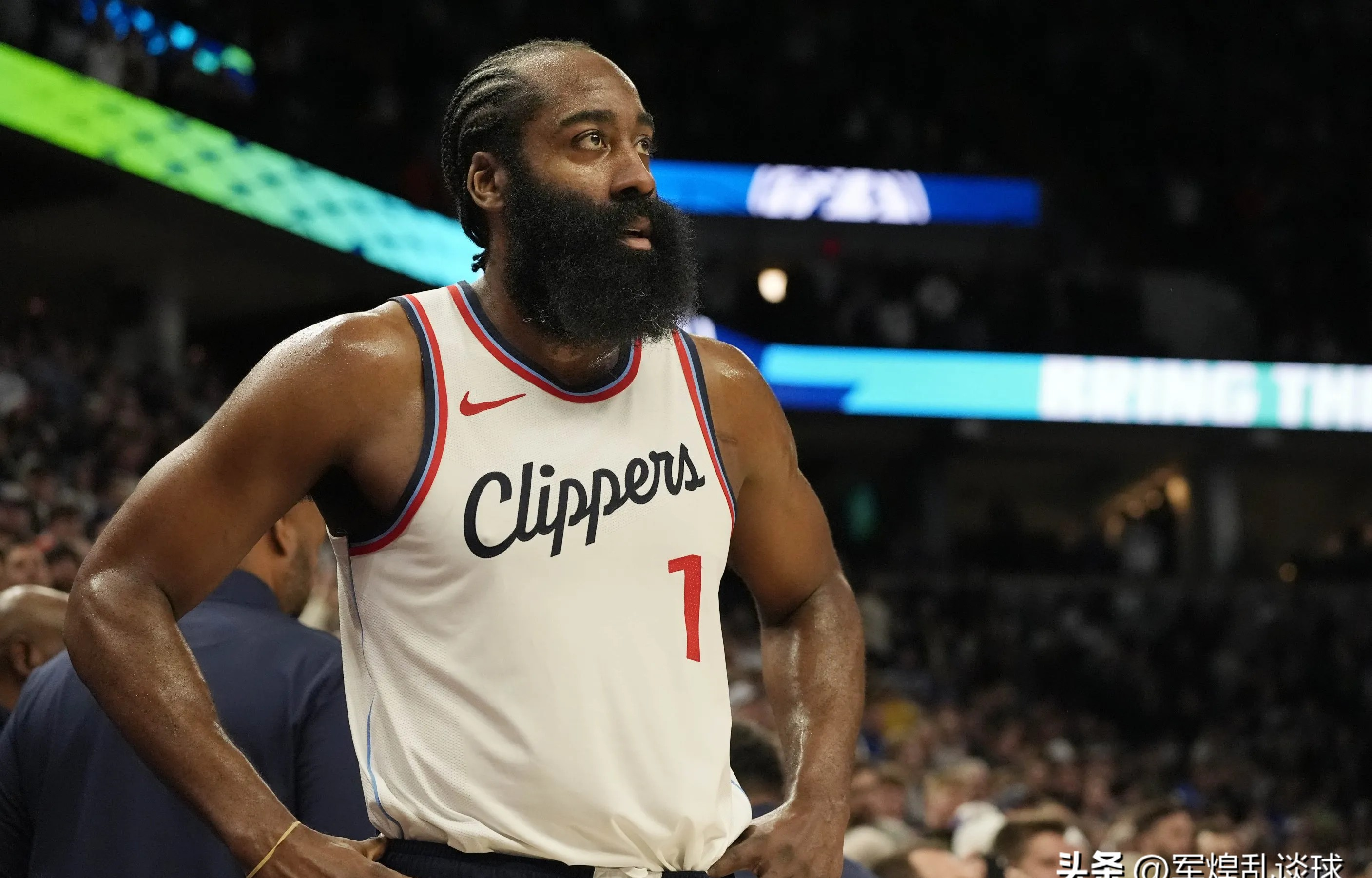 爱游戏官网入口-哈登官方宣布爆冷新规，美国队引发争议！