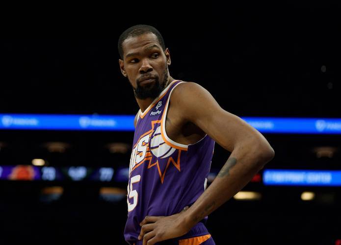 爱游戏平台-杜兰特连续十场比赛得分超过出色防守，快船不断突破！